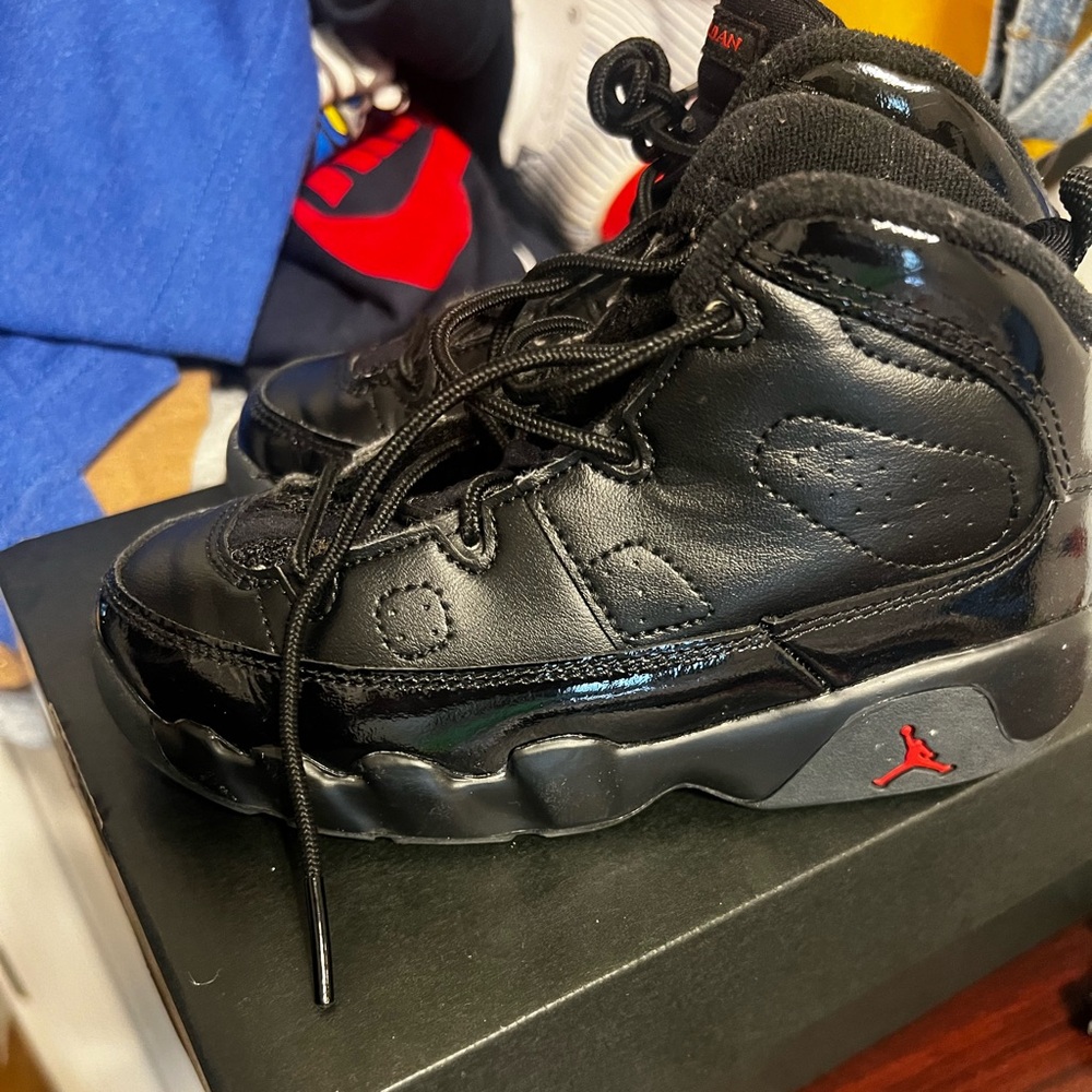 Jordan Retro 9